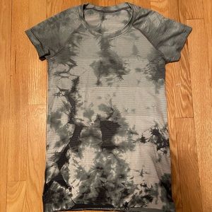 LULULEMON Swiftly Tech Shirt